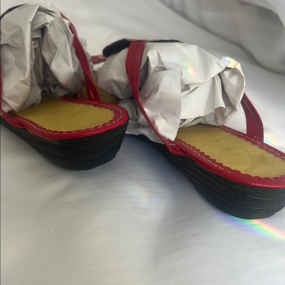 Red Kids Sandals - Picture 4 of 8